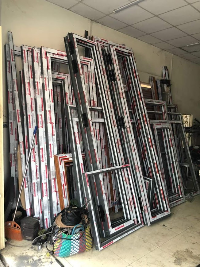 Cửa nhôm xin fa