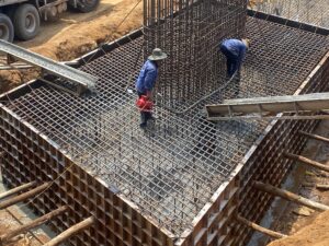 đỏ be tong móng cọc