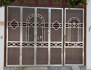 Mẫu cửa inox đẹp không gỉ làm cổng